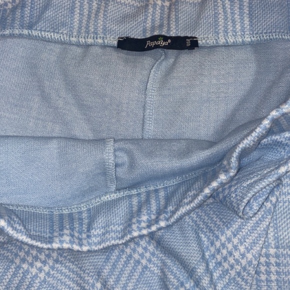 Light blue print mini skort. - Picture 4 of 4